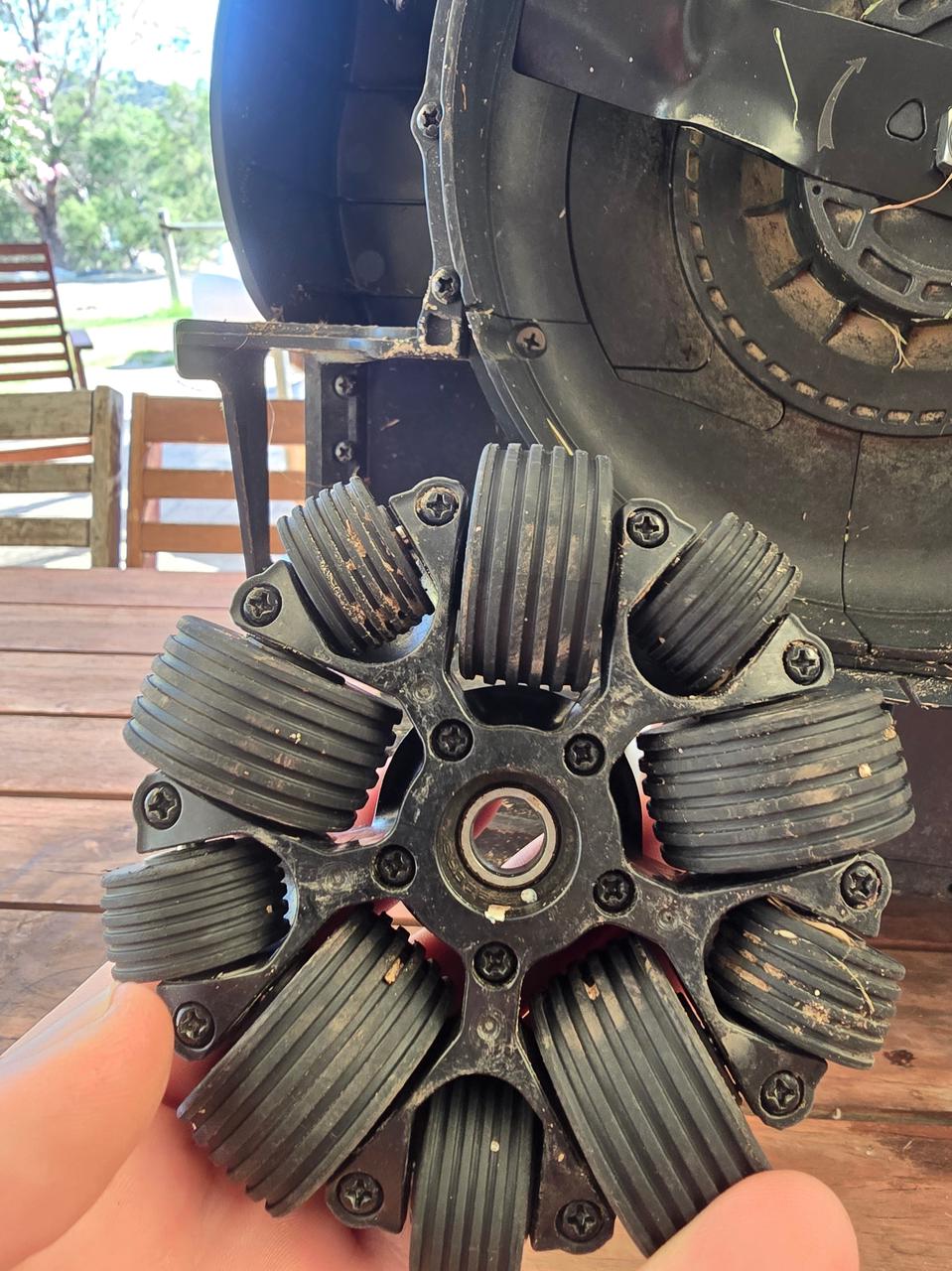 Omni wheel falling off for One model